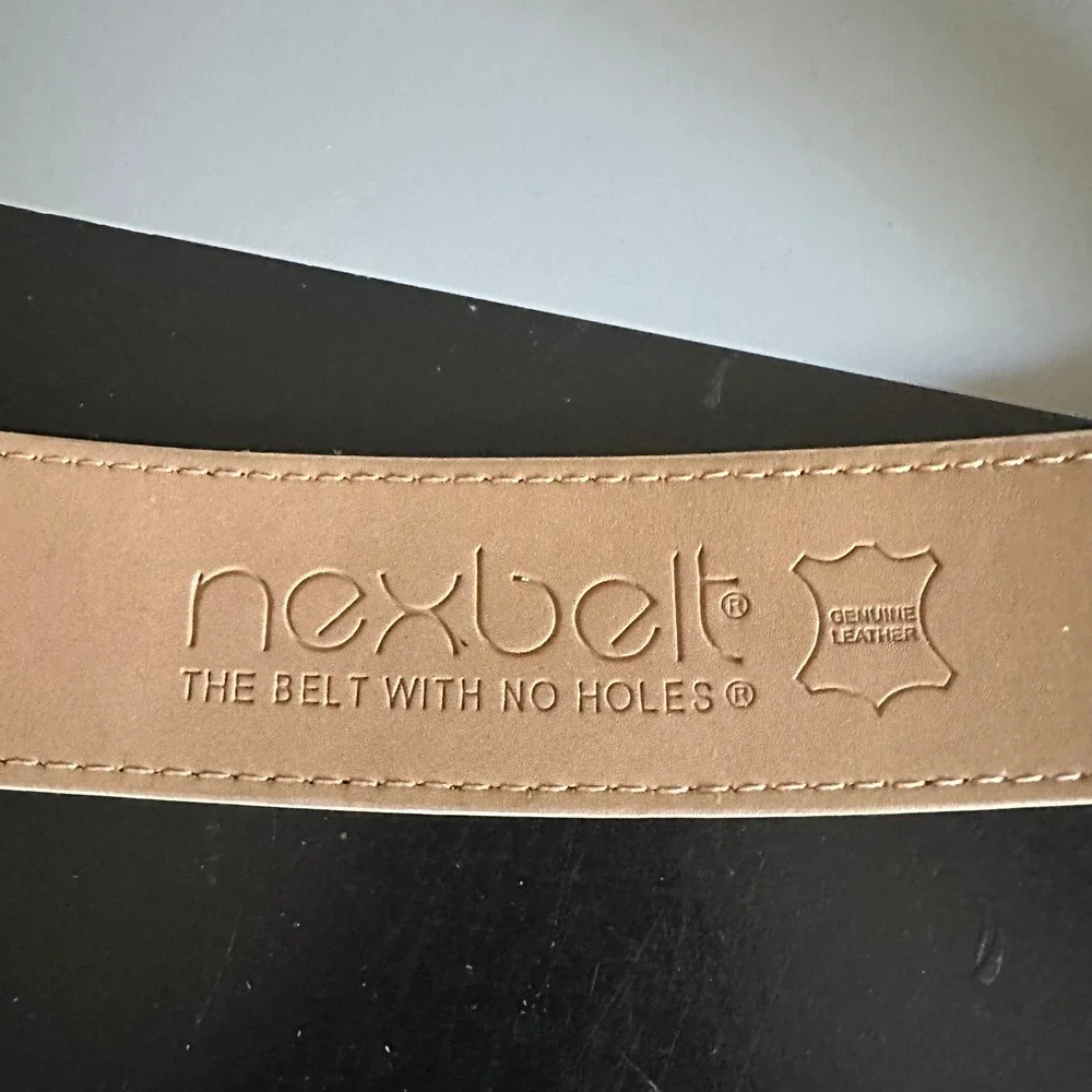 Nexbelt Mens White Leather Ratchet Belt #WHOSNEXT Skyline Buckle Adjustable